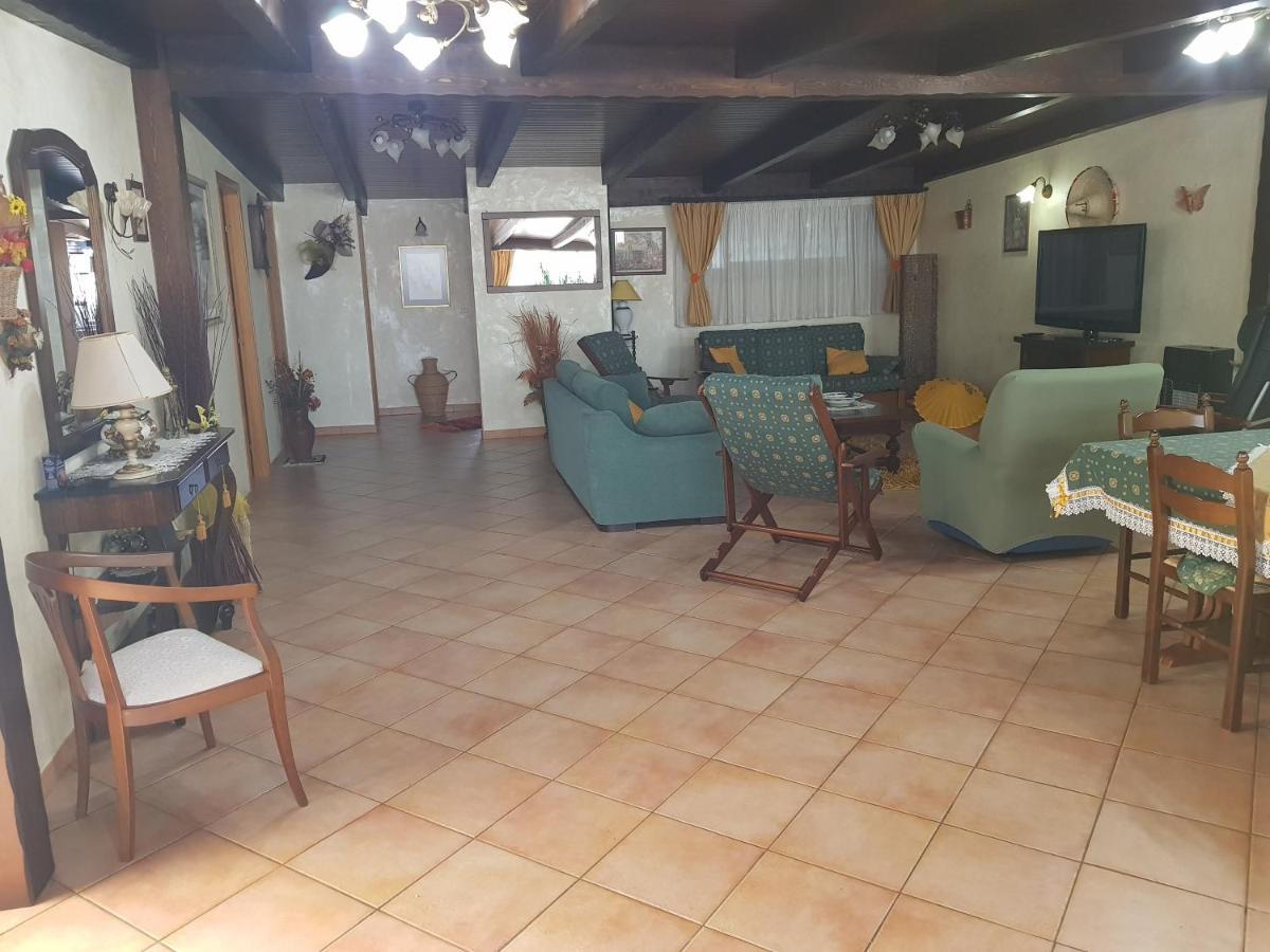 Casa Vacanza Dominique Алкамо Екстериор снимка